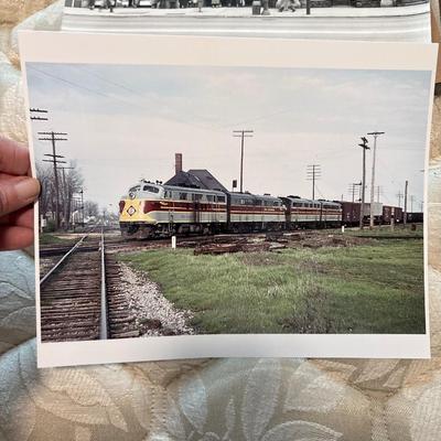 Variety of wall art & pictures & frames