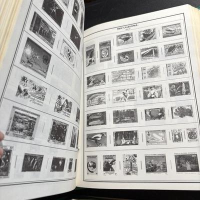 Vintage Senior Statesman stamp albums (4) some stamps