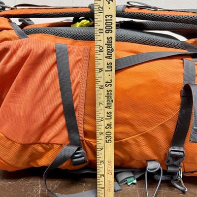Sale Photo Thumbnail #221: Near-new condition, single large internal space that is surrounded by many compression straps to minimize bag size when not completely full.  Numerous outer pockets and tie down loops at the top and bottom for securing extra gear like sleeping bags and fo