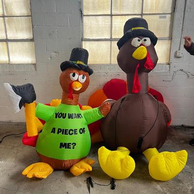 584 Two Turkey Outdoor Blow up Fall Decor