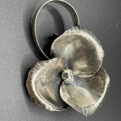 Beau Sterling brooch
