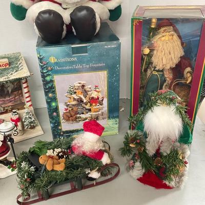 714 Holiday Santa Figures and Home Decor