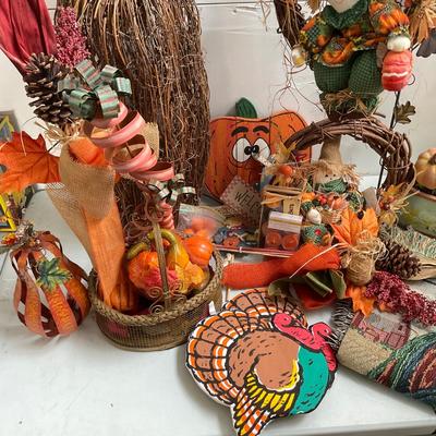 719 Large Lot of Fall Decor