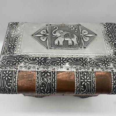 Indian-Style Embossed Metal Elephant Jewelry / Trinket Box