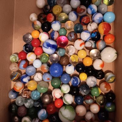 1 QUART AND 1 PINT JARS OF MARBLES