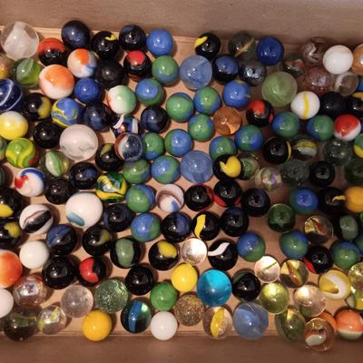 1 QUART AND 1 PINT JARS OF MARBLES