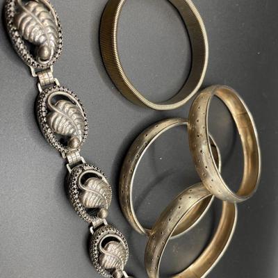 Silver tone jewelry lot