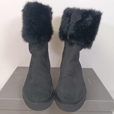 Sale Photo Thumbnail #333