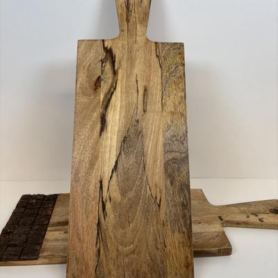 LOT 28: Wooden Charcuterie Boards, Vintage Wear-Ever Citrus Juicer, Crocheted Potholders, A. Loercher Earthenware/ Pottery Pie Plate...