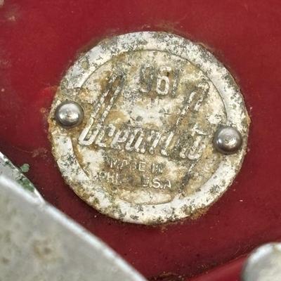 LOT 30: Vintage Unimetrics Marine Transceiver Sea Hawk, Fishing Reel & Rebel Lure