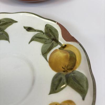 LOT 32: Vintage Stangl Pottery "Sculpted Fruit" Dinnerware Collection