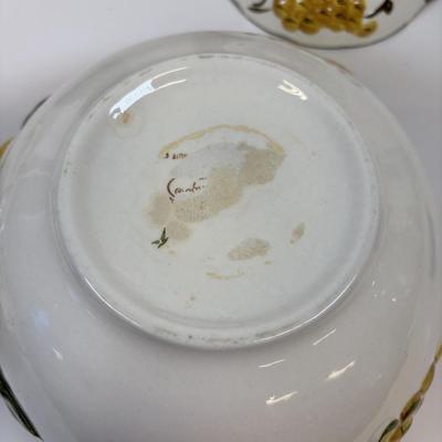 LOT 32: Vintage Stangl Pottery "Sculpted Fruit" Dinnerware Collection