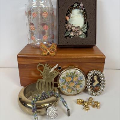 LOT 33: Argentos SC Made w/Swarovski Crystals, Lane Cedar Mini Chest, Chic & Tonic Bangle Flask, Floral Compact & More