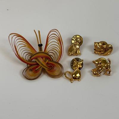 LOT 33: Argentos SC Made w/Swarovski Crystals, Lane Cedar Mini Chest, Chic & Tonic Bangle Flask, Floral Compact & More