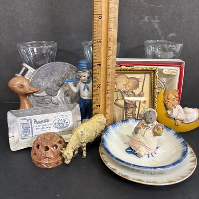 LOT 36: Vintage What-Not Collection: Miniature Parke's Coffee Tray, Ivanhoe Geometric Libbey Glasses, MCM Faux Wooden Duck, Made in...