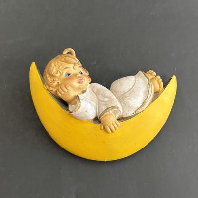 LOT 36: Vintage What-Not Collection: Miniature Parke's Coffee Tray, Ivanhoe Geometric Libbey Glasses, MCM Faux Wooden Duck, Made in...