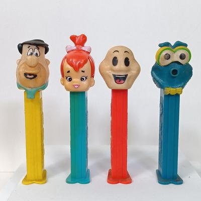 LOT 43: Large Collection of Vintage Pez Dispensers