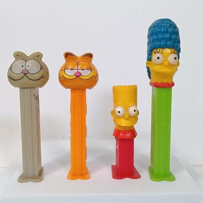 LOT 43: Large Collection of Vintage Pez Dispensers