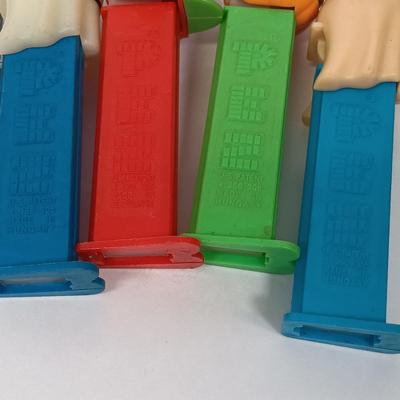 LOT 43: Large Collection of Vintage Pez Dispensers