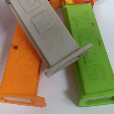 LOT 43: Large Collection of Vintage Pez Dispensers