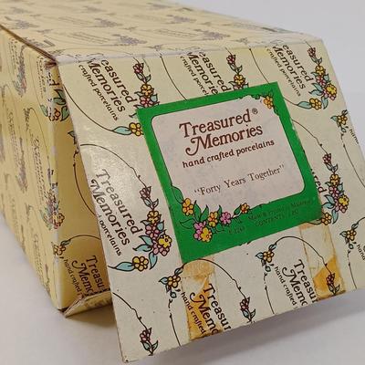 LOT 45: Vintage Ceramic Ping Pong Players, Lenox Irish Prayer Spoon Rest, Hamilton Collection 'Spot Takes a Ride', Vernon Kilns...