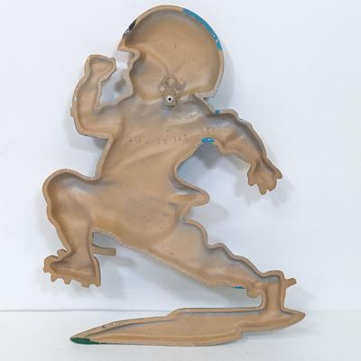 LOT 47: HOMCO 1970s Metal Football Player Wall Plaques