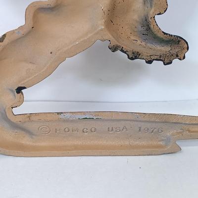 LOT 47: HOMCO 1970s Metal Football Player Wall Plaques