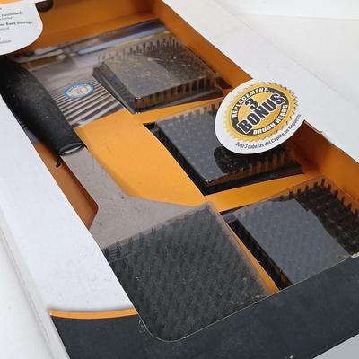 LOT 48: New/Old Stock Oneida Steakknives Set of (6), Pfaltzgraff Tango Sugar & Creamer Set & More