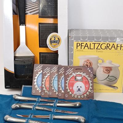 LOT 48: New/Old Stock Oneida Steakknives Set of (6), Pfaltzgraff Tango Sugar & Creamer Set & More