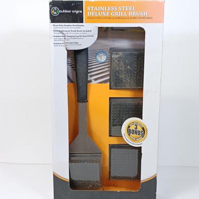 LOT 48: New/Old Stock Oneida Steakknives Set of (6), Pfaltzgraff Tango Sugar & Creamer Set & More