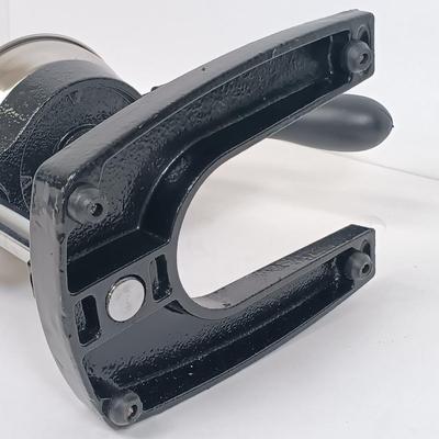 LOT 50: IL Mulino NY Commercial Manual Juice Press