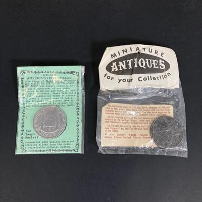 LOT 56: Vintage Coin Memorabilia - McGill High Speed Changer (JL Galef), 200th Anniversary US Capital UN Clad Half Dollar, US Mint...