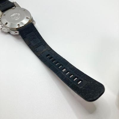 LOT 64: Seiko Kinetic Sportura Air Diver's 200m Watch with Box