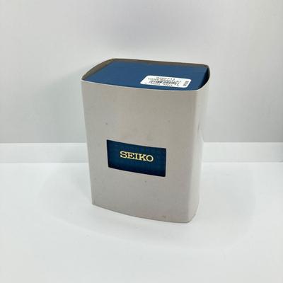 LOT 64: Seiko Kinetic Sportura Air Diver's 200m Watch with Box