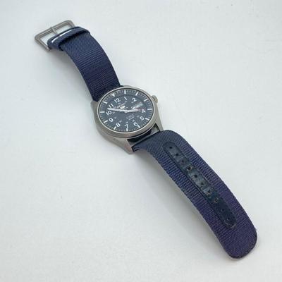 LOT 65: Seiko Sports Automatic 23 Jewels 100M Watch with Box