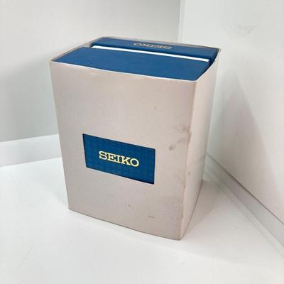 LOT 65: Seiko Sports Automatic 23 Jewels 100M Watch with Box