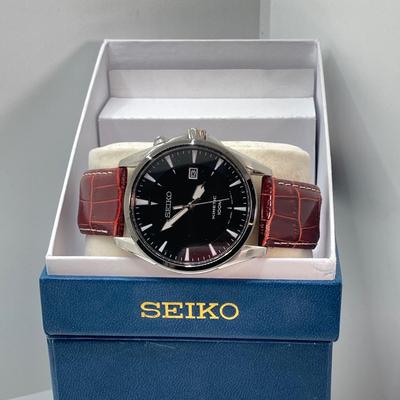 LOT 66: Seiko Kinetic 100M Calendar Watch with Leather Band and Box