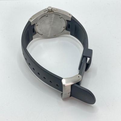 LOT 68: Swiss Army Victorinox Calendar Watch