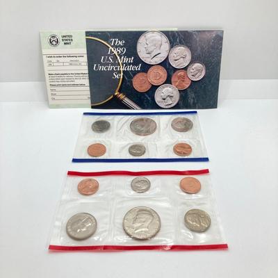 LOT 72: Four US Mint Uncirculated Coin Sets in Original Envelopes - 1987, 1988, 1989 and 1990