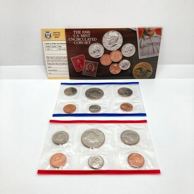 LOT 72: Four US Mint Uncirculated Coin Sets in Original Envelopes - 1987, 1988, 1989 and 1990