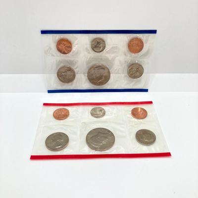 LOT 72: Four US Mint Uncirculated Coin Sets in Original Envelopes - 1987, 1988, 1989 and 1990