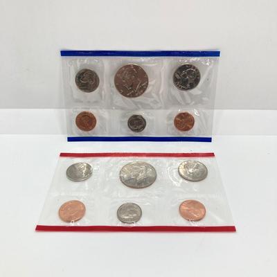 LOT 73: Five United States Mint Uncirculated Coin Sets in Original Envelopes - 1993, 1994, 1995, 1996 and 1998