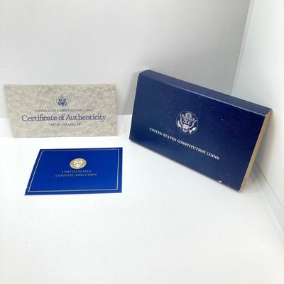 LOT 78: United States Mint - US Constitution Coin 1987 200th Anniversary - Silver Dollar / $1 Dollar Coin with Certificate of...