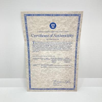 LOT 78: United States Mint - US Constitution Coin 1987 200th Anniversary - Silver Dollar / $1 Dollar Coin with Certificate of...