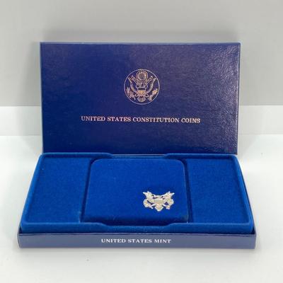 LOT 78: United States Mint - US Constitution Coin 1987 200th Anniversary - Silver Dollar / $1 Dollar Coin with Certificate of...