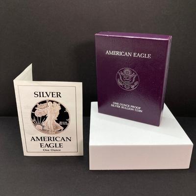 LOT 79: 1988 Walking Liberty American Eagle One Ounce Proof Silver Bullion Dollar $1 Coin in Presentation Box - 1 Oz Fine Silver