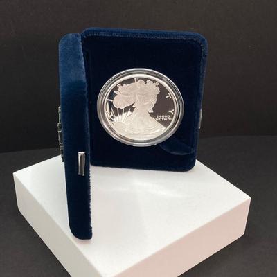 LOT 81: 1996 Walking Liberty Silver American Eagle One Dollar Proof Coin - One Ounce Fine Silver with Presentation Box and Certificate of...