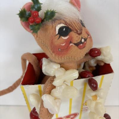 LOT 85: Vintage Annalee Collection: 1992 Country Mouse Cheese Wedge, 1997 Ice Skater, 1997 Popcorn, 2000 Stinky Cheese Mouse, Mouse...