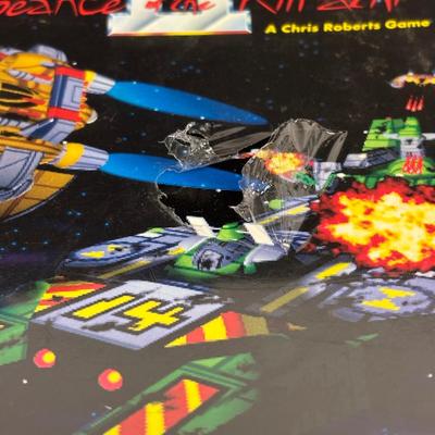 LOT 90: Unopened Vintage Wing Commander II: Viengenanc3e of the Kilrathi