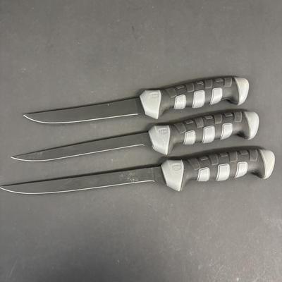 LOT 92: Penn Flex Fillet Knives & 3-D Fishing Puzzle (unopened)